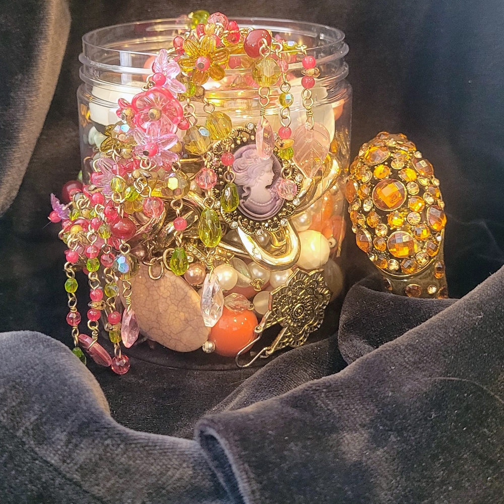 Elegant Multicolor Beaded Necklace